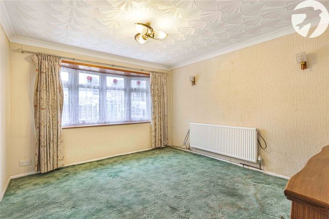 7, Fowlers Close, Sidcup photo 3