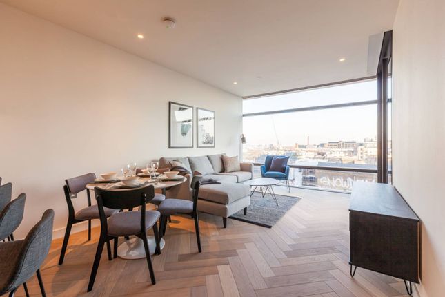 Flat for sale in Principal Tower EC2A, Shoreditch, London,
