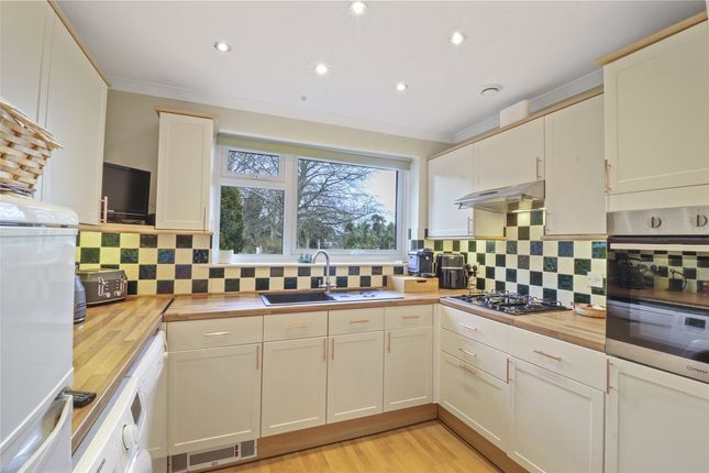 1 Church Hill, Ilfracombe, Ilfracombe photo 2