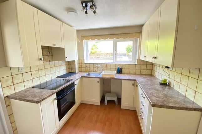 19 Hen Parc Avenue, Upper Killay photo 4