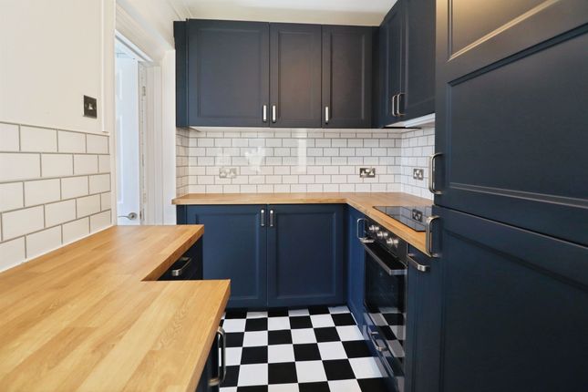 9b, Wellfield Avenue, Porthcawl photo 4