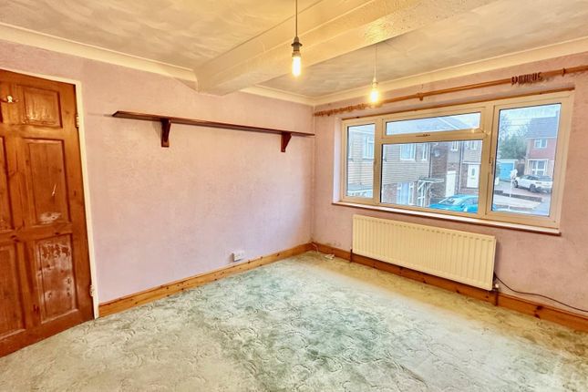 6, Badgers Way, Hastings photo 4