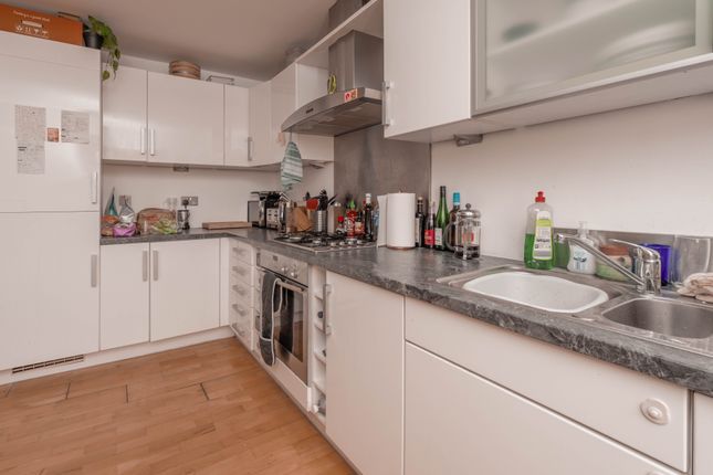 Flat for sale in High Street, Glasgow