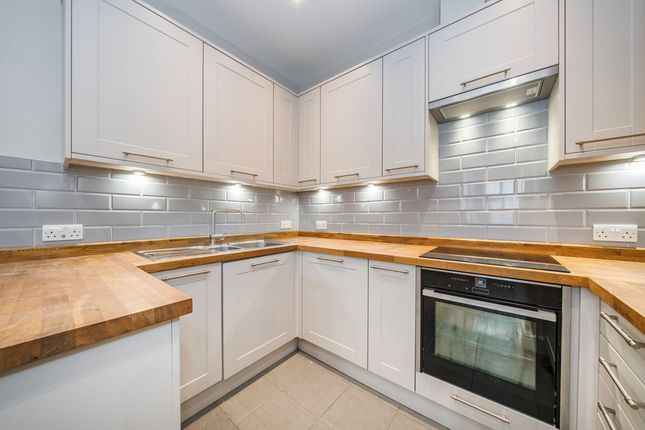 Flat 5, 28, Elvaston Place, London photo 3