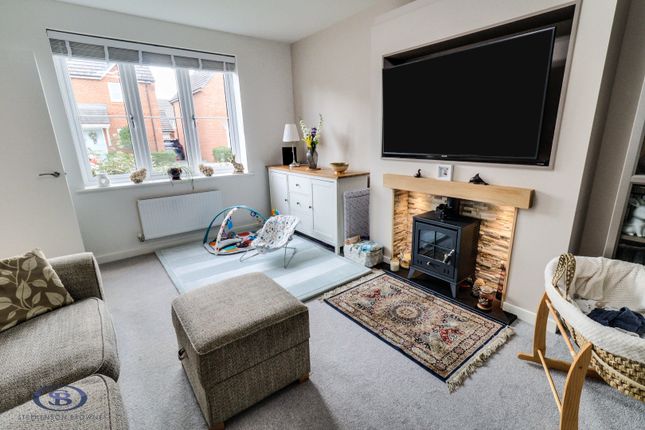5, Higher Croft Drive, Crewe photo 4