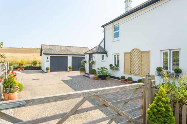 Cottage for sale in The Green, Eythorne