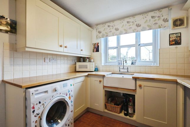 11, Manor Farm, Pound Lane, CHELTENHAM photo 4