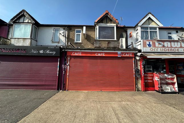 1-bed house on Dawley Road, Hayes, £640,000