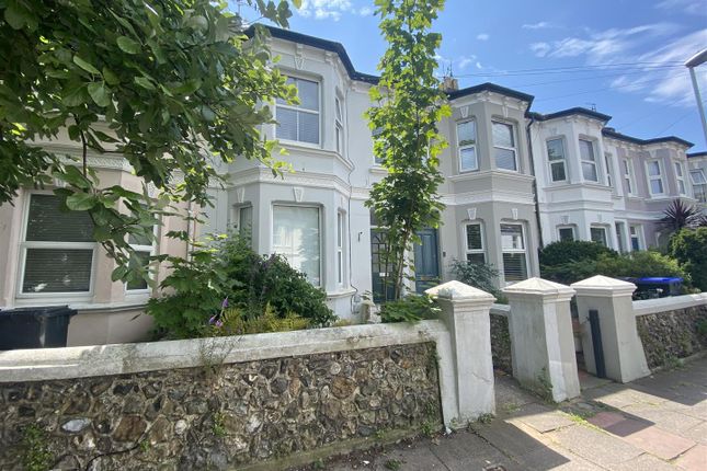 Thumbnail Flat for sale in Lennox Road, Broadwater, Worthing