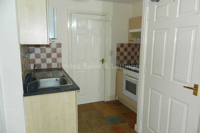 Flat 2, Monson Street, Lincoln photo 4