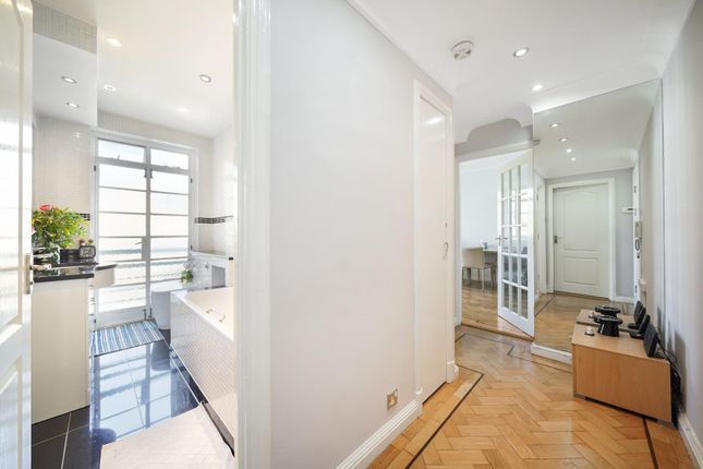 Flat 15A, Dorset House,, Gloucester Place, London photo 4