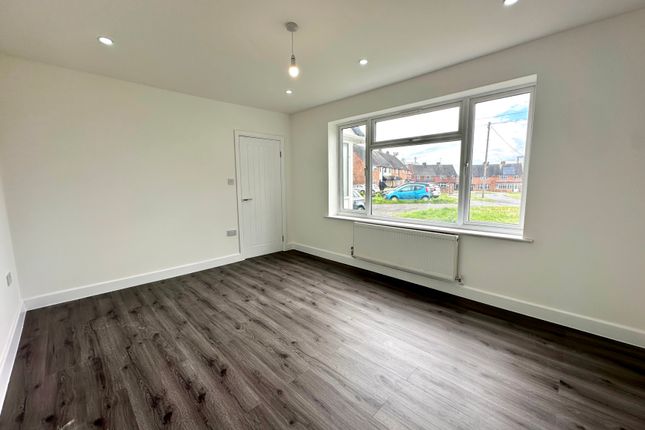 43, Drake Road, Walsall photo 3