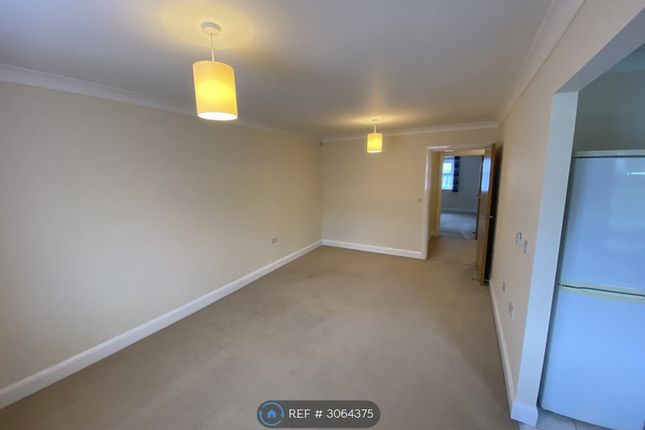 Jago Court, Newbury photo 4