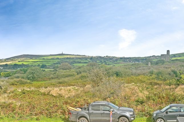 75, Grenville Gardens, Camborne photo 4