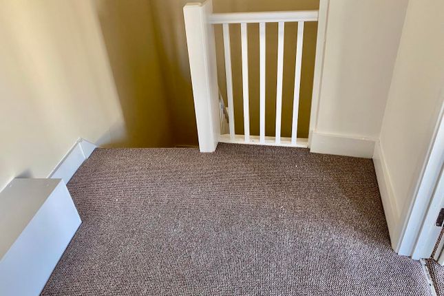 Buckland Avenue, Dover photo 5