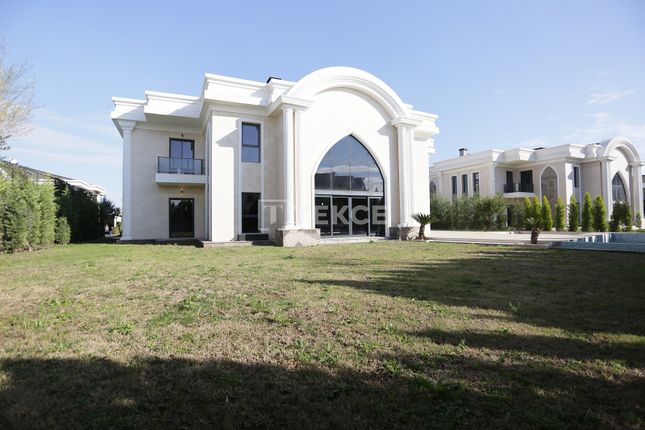 Villa for sale in Altınkale, Döşemealtı, Antalya, Türkiye