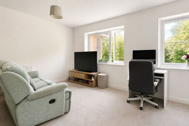 6,Flat 6, Redbury Drive, Southampton photo 4