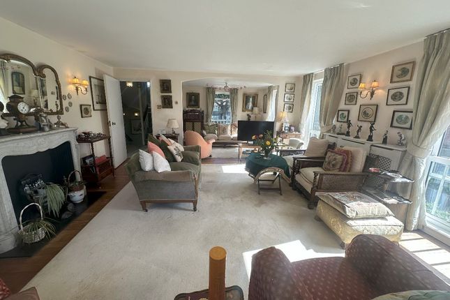 41 Chiswick Staithe, London photo 2