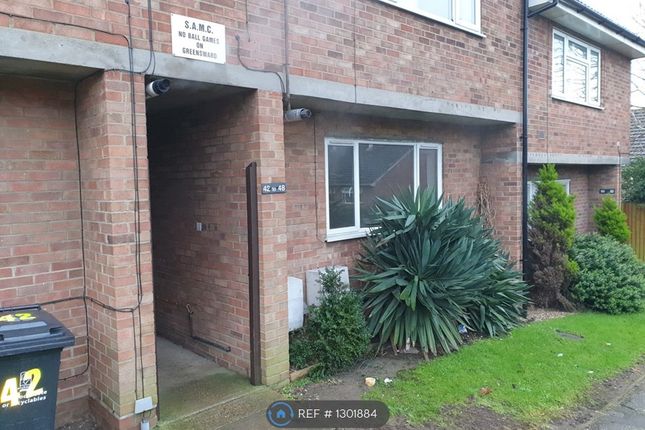 Thumbnail Flat to rent in Howe Close, Colchester