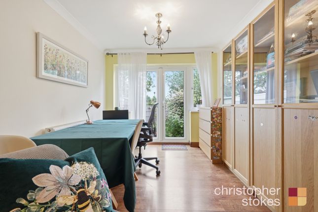 60 Elm Drive, Cheshunt, Hertfordshire photo 3