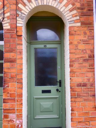 13, Reynoldson Street, Hull photo 2