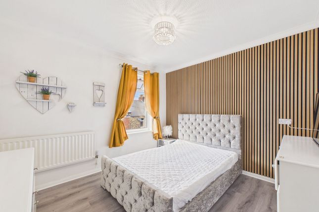 14 Holly View, Gateshead photo 4