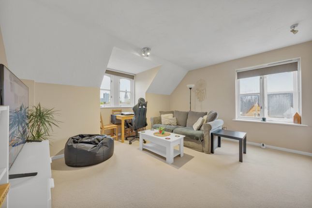 Flat for sale in Westminster House, Hallam Close, Watford