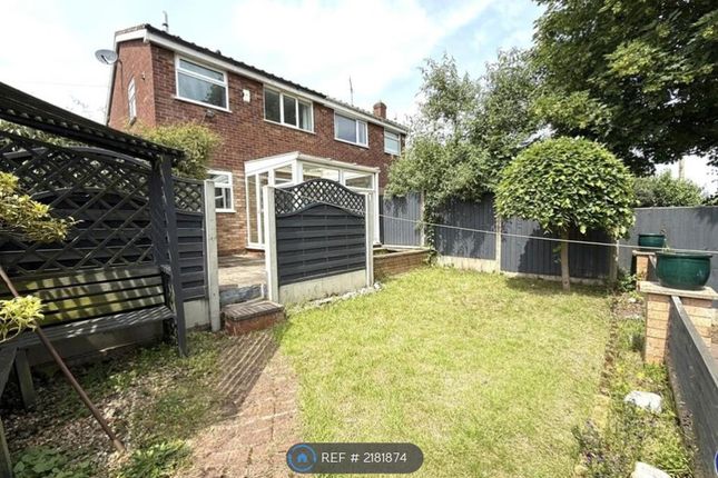 Woodthorne Close, Rugeley photo 2