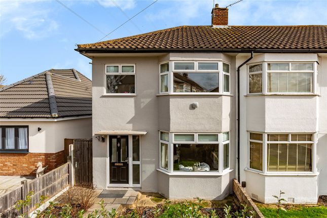 Thumbnail Terraced house for sale in Pentire Close, Upminster