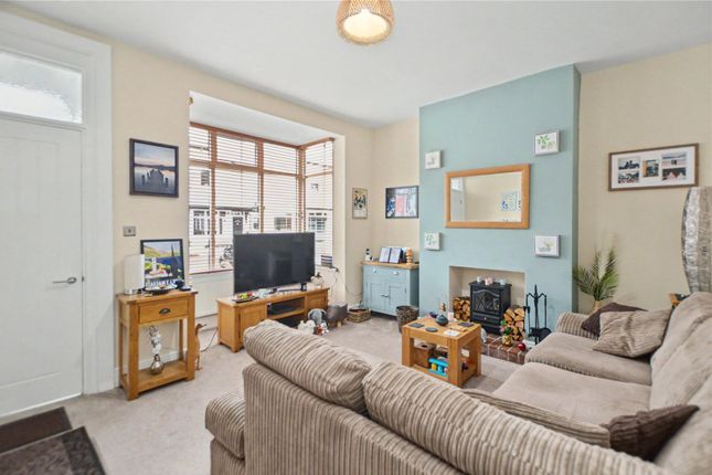 12, Haigh Avenue, Leeds photo 2