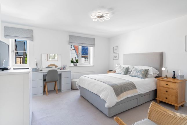 5 Farriers Way, Cambridge photo 3