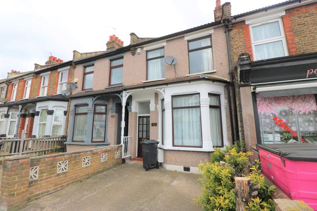 Terraced house to rent in Meads Lane, Ilford, Essex