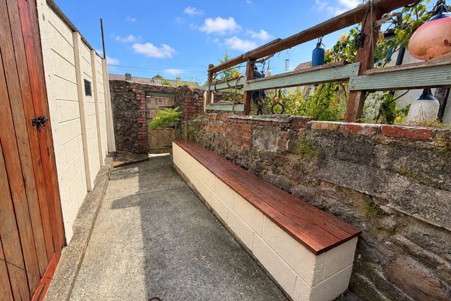 4, Vicary Street, Pembrokeshire photo 3