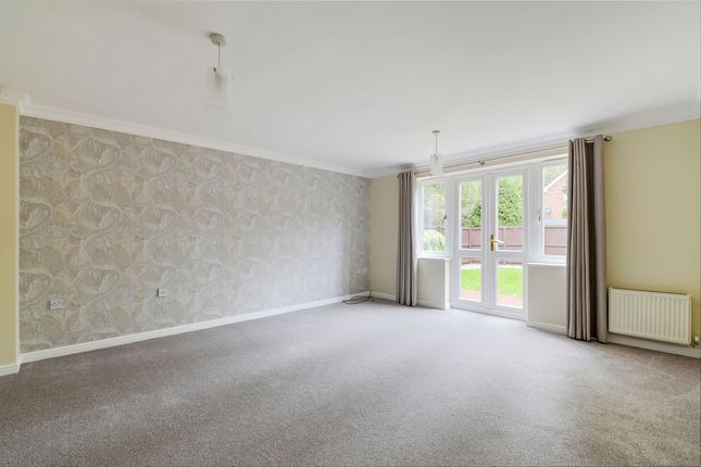 17, Kariba Close, Chesterfield photo 4