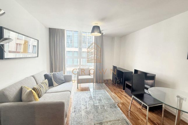 Lamb's Passage 1 Bed.Jpg