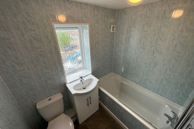 9 Redding Close, Gloucester photo 5