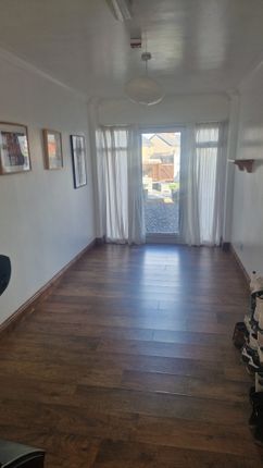 2, Green Gardens, Aberystwyth photo 5
