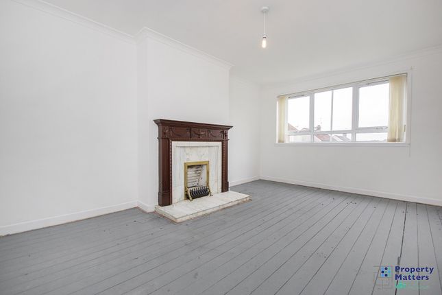 19 Broom Place, Kilmarnock photo 2