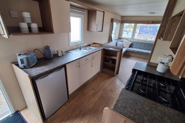 ABI Horizon, Coopers Beach Holiday Park, Church Lane, Colchester photo 5