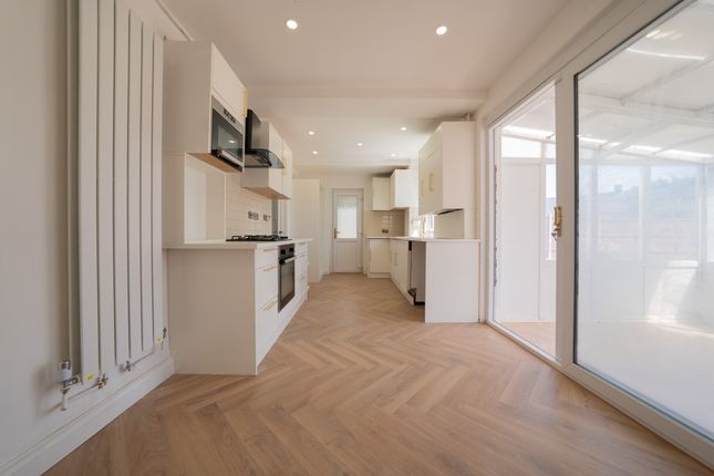 76 Keightley Road, Leicester photo 4