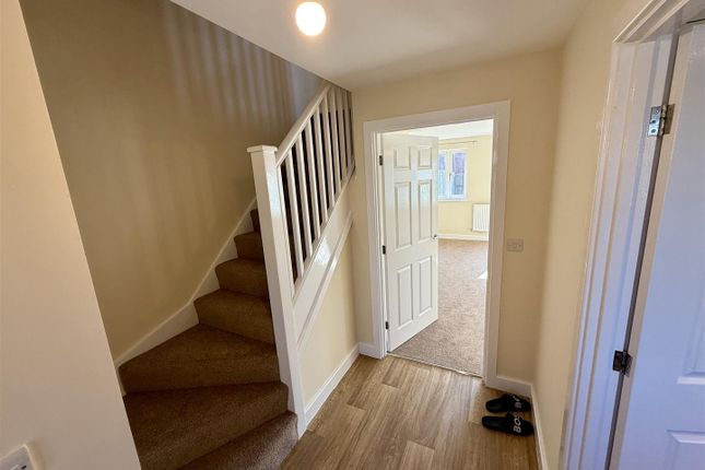 27, Adams Park Way, Kirkby-In-Ashfield photo 4