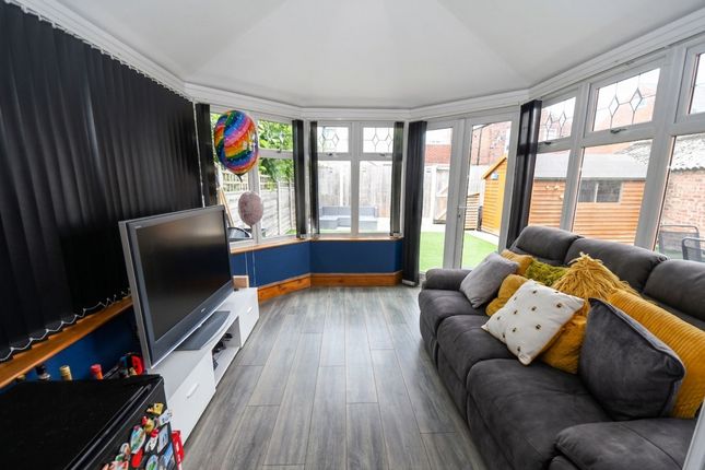 18 Blandford Road, Manchester photo 4