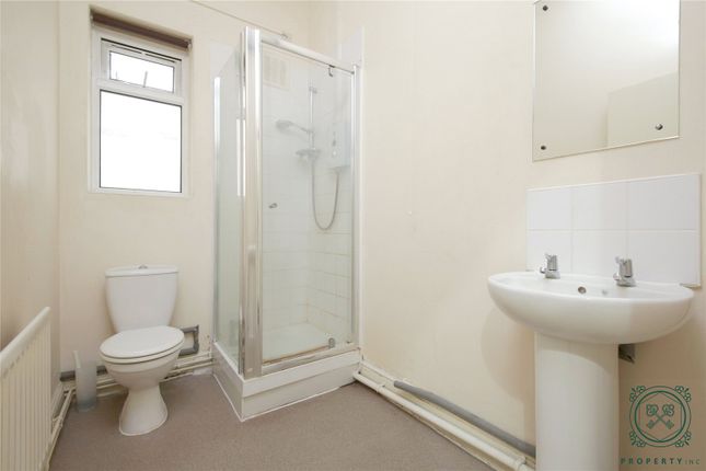 End terrace house to rent in Lansdowne Rd, Tottenham
