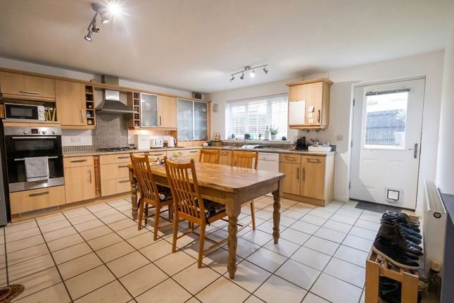 25 Jersey Way, Ely photo 3