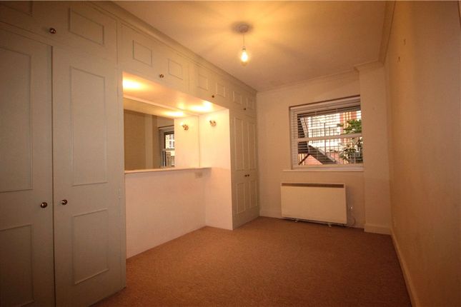 Flat to rent in North Street, Guildford, Surrey, UK