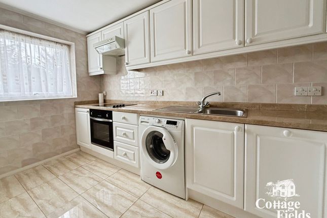 26a Riley Road, Enfield photo 2