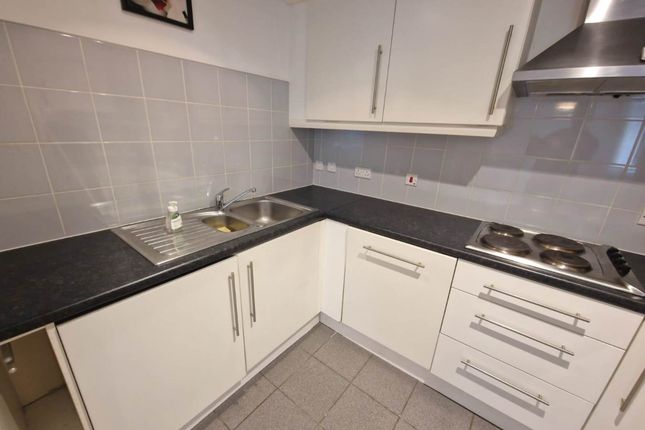 Flat to rent in Golate Street, Cardiff