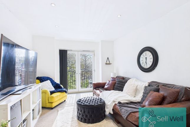 Apartment 8, Ellenbrook Court Newhart Grove, Manchester photo 3