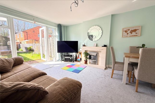 89, Isis Way, Berkshire photo 4