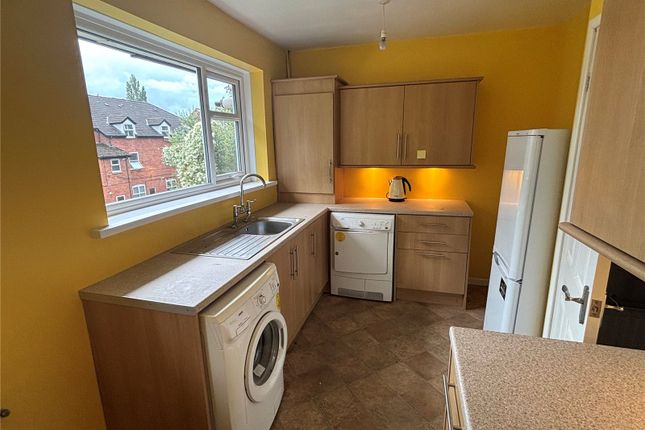 48, Barlow Moor Court, Manchester photo 3